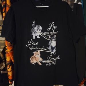 Black Cat Graphic T-Shirt